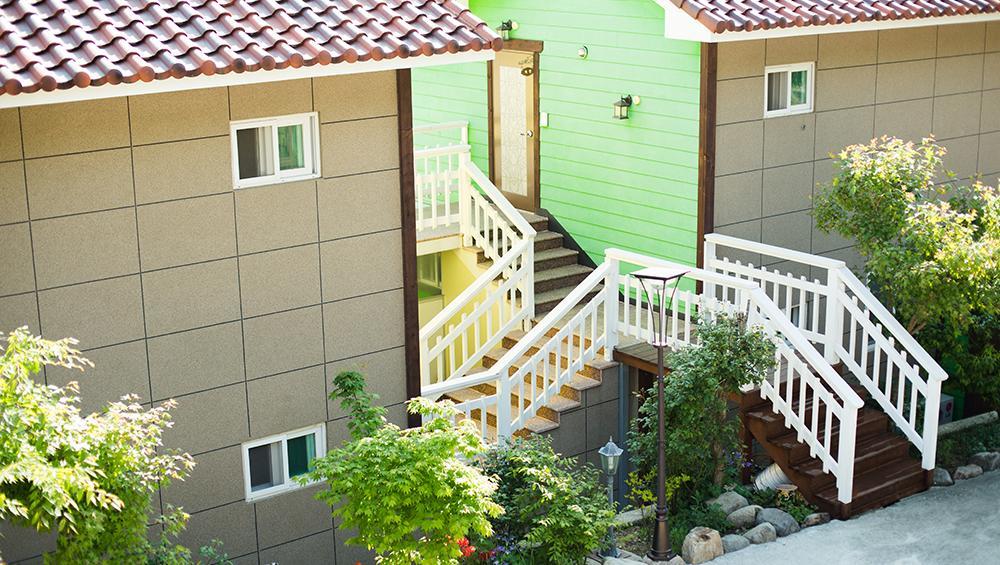 Utopia Pension Gyeongju Ngoại thất bức ảnh