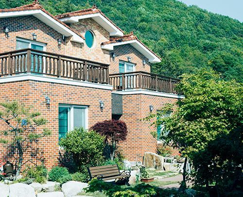 Utopia Pension Gyeongju Ngoại thất bức ảnh
